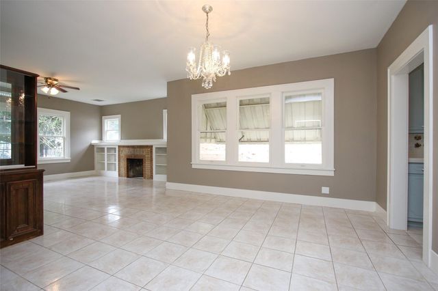 1127 Walling Street, Houston, TX 77009