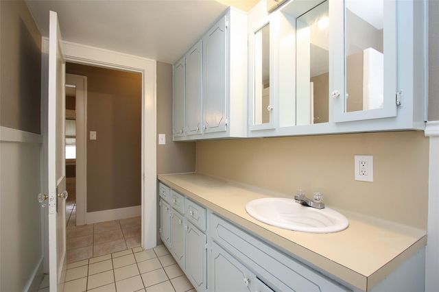 1127 Walling Street, Houston, TX 77009