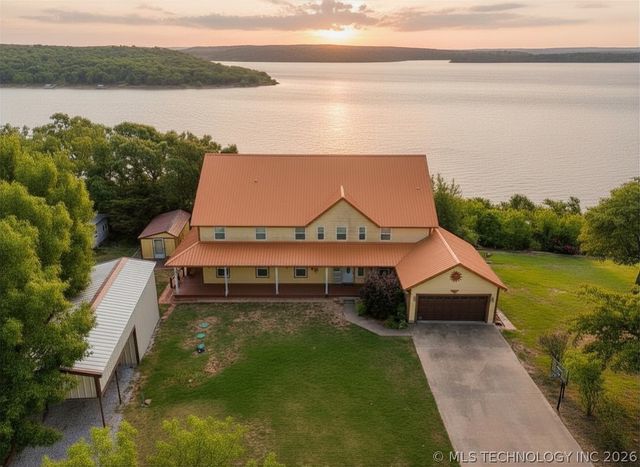 332 E Highland Avenue, Eufaula, OK 74432