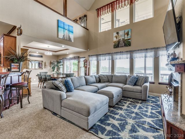 332 E Highland Avenue, Eufaula, OK 74432
