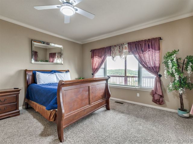332 E Highland Avenue, Eufaula, OK 74432
