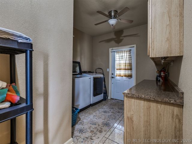 332 E Highland Avenue, Eufaula, OK 74432