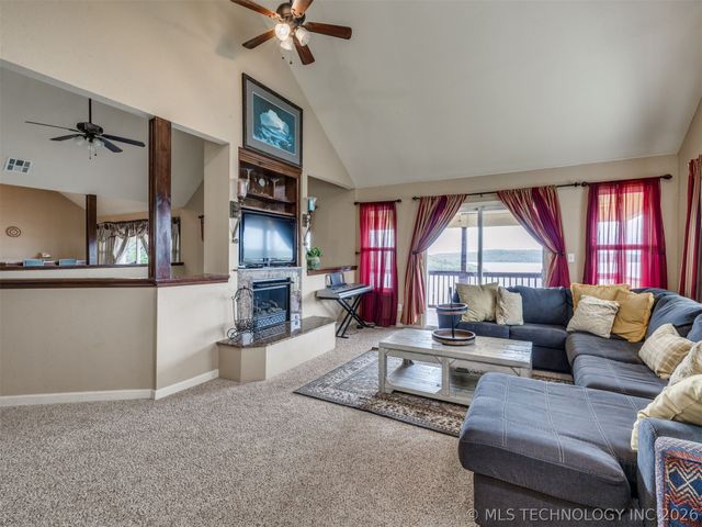 332 E Highland Avenue, Eufaula, OK 74432