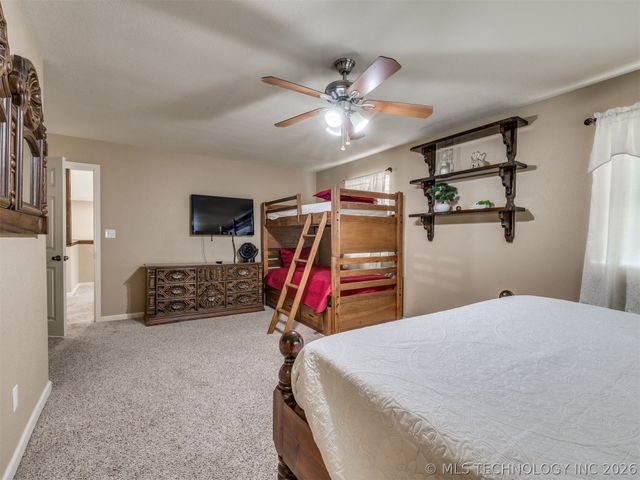 332 E Highland Avenue, Eufaula, OK 74432