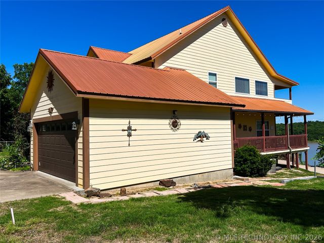 332 E Highland Avenue, Eufaula, OK 74432