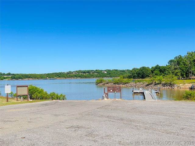 332 E Highland Avenue, Eufaula, OK 74432