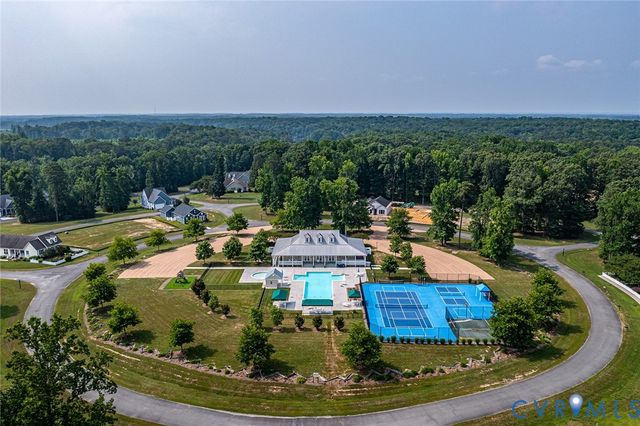 54 Genevieve, Irvington, VA 22480