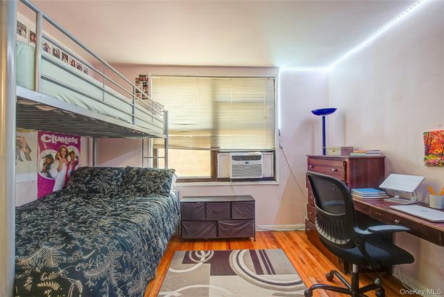 83-40 Austin Street 3X, Kew Gardens, NY 11435