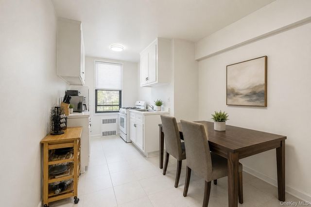 83-40 Austin Street 3X, Kew Gardens, NY 11435