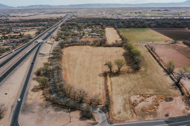 1856 Potomac Road SW, Albuquerque, NM 87105