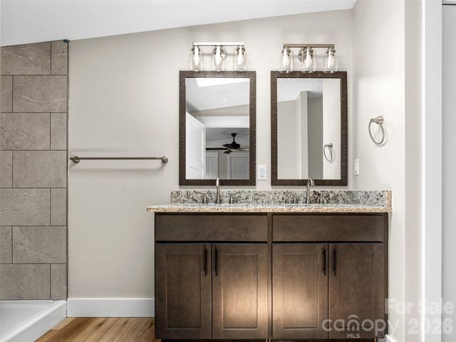 448 Riverwind Drive, Hendersonville, NC 28739