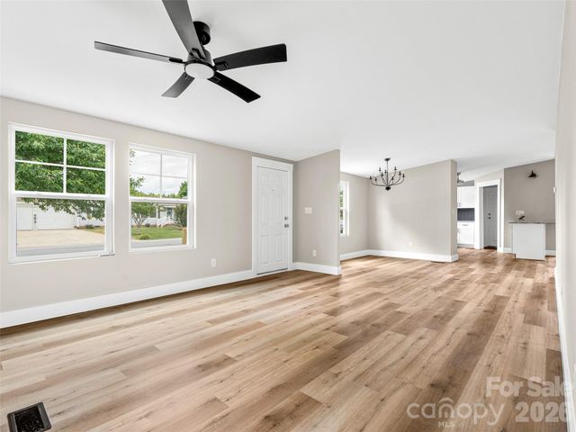 448 Riverwind Drive, Hendersonville, NC 28739