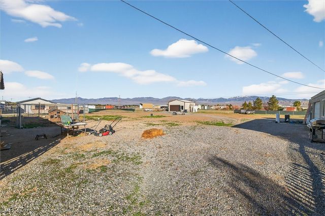 821 South Happy Lane, Pahrump, NV 89048