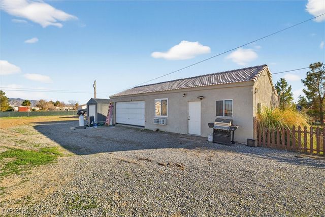 821 South Happy Lane, Pahrump, NV 89048