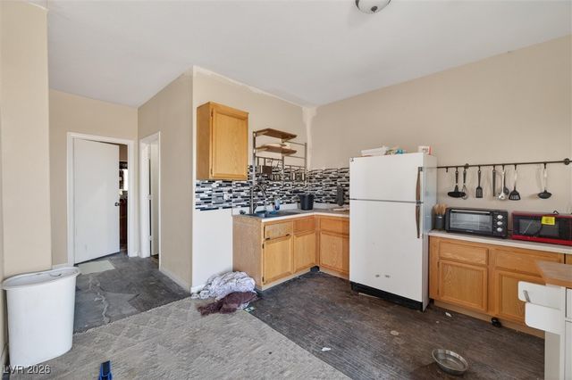 821 South Happy Lane, Pahrump, NV 89048