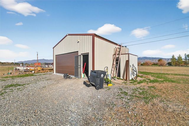 821 South Happy Lane, Pahrump, NV 89048