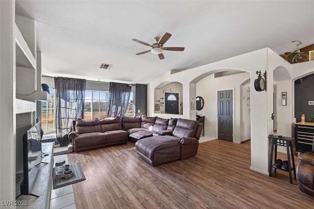 821 South Happy Lane, Pahrump, NV 89048