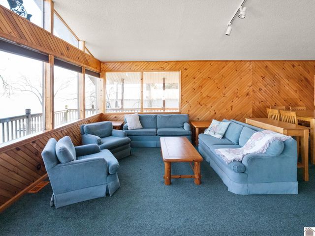 62 lakeshore dr, New Concord, KY 42076