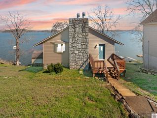 62 lakeshore dr, New Concord, KY 42076