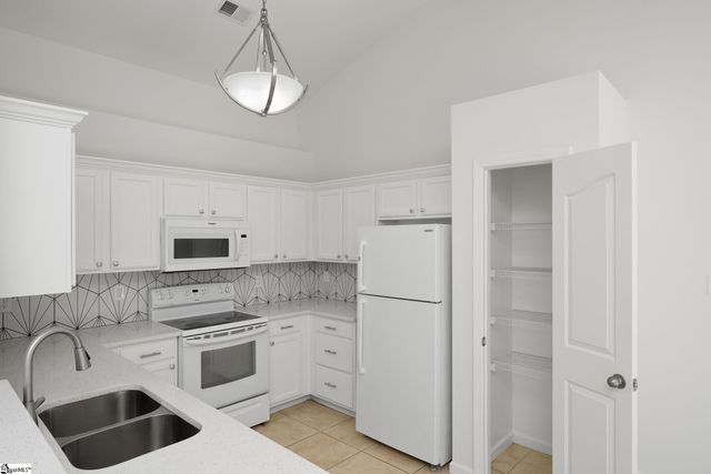 102 Tralee Lane, Greer, SC 29650