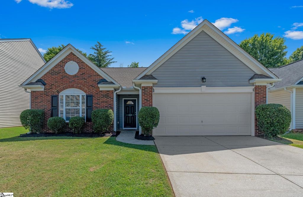 102 Tralee Lane, Greer, SC 29650