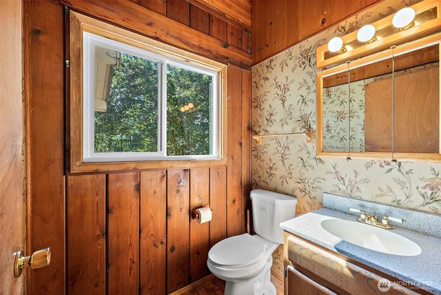 36703 Pulford Road E, Eatonville, WA 98328