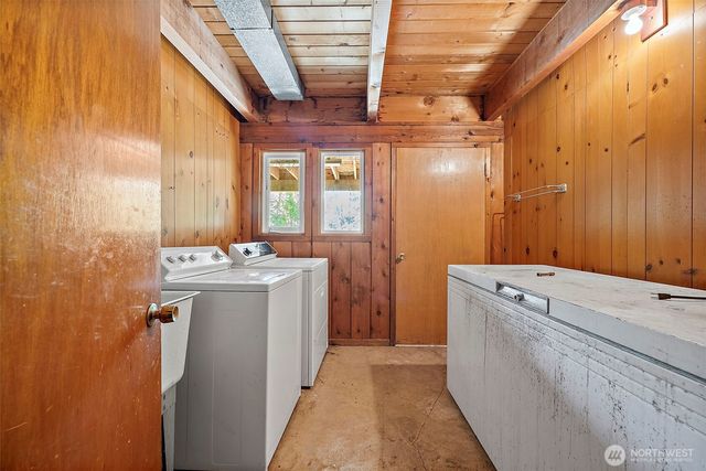 36703 Pulford Road E, Eatonville, WA 98328