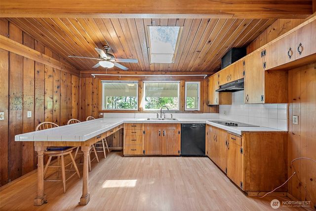 36703 Pulford Road E, Eatonville, WA 98328