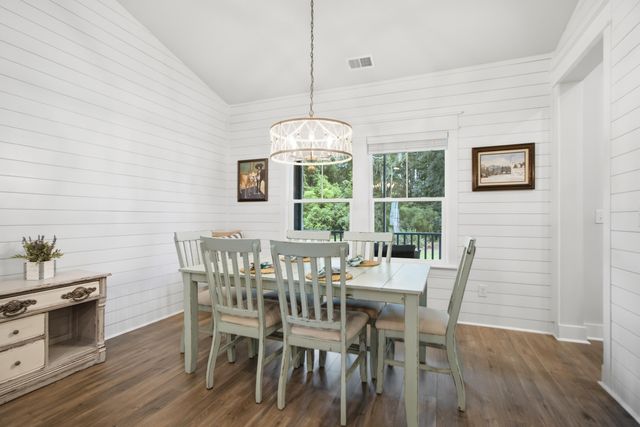 2581 Hatch Drive, Johns Island, SC 29455