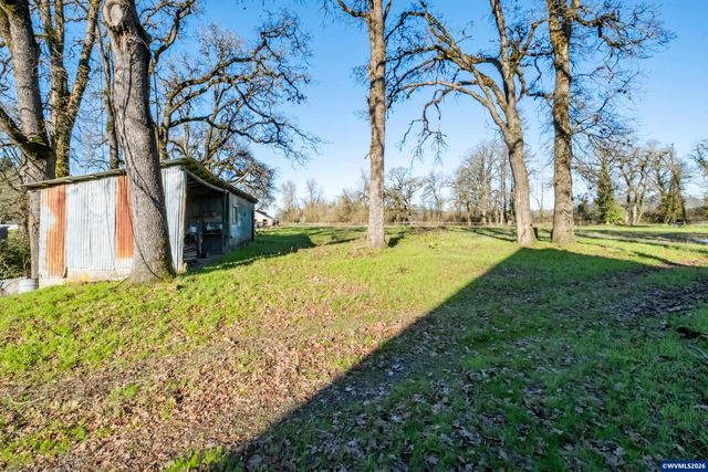 941 N 2nd St, Jefferson, OR 97352