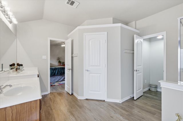 327 Montana Trail, Murphy, TX 75094