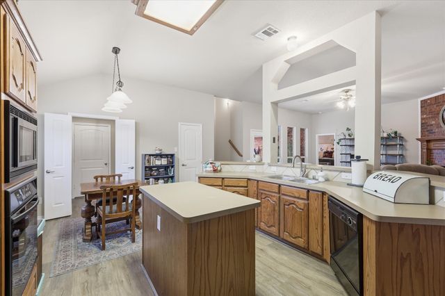 327 Montana Trail, Murphy, TX 75094