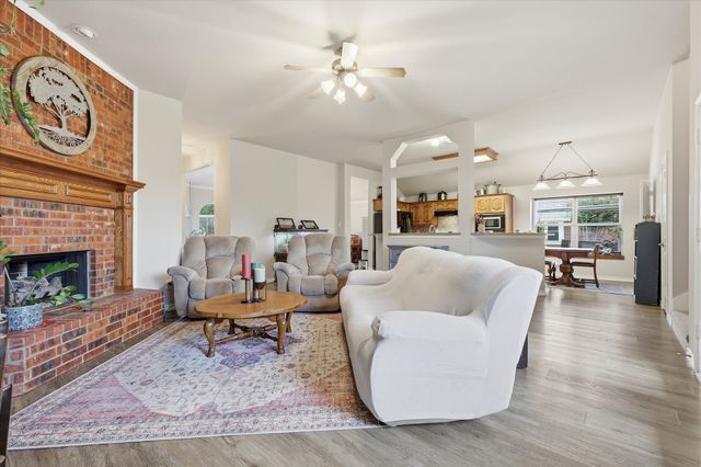 327 Montana Trail, Murphy, TX 75094