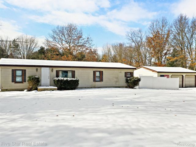 2185 Armond Road, Howell, MI 48855