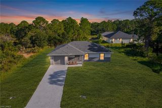 1011 Kent ST E, Lehigh Acres, FL 33974