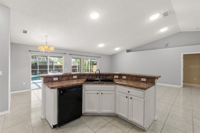 21 WHITTINGTON DRIVE, Palm Coast, FL 32164