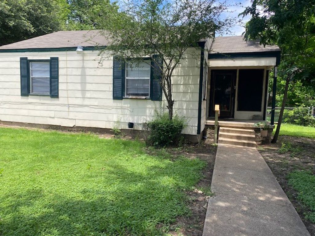 1109 Edwards Circle, Dallas, TX 75224