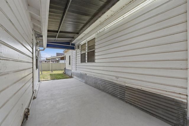 2109 Gentry Street, Houston, TX 77009