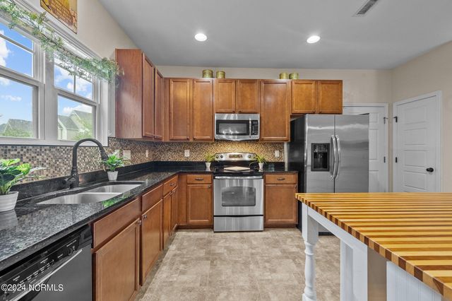 431 Bald Cypress Lane, Sneads Ferry, NC 28460