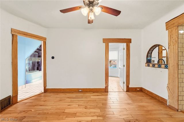 6914 Wakefield Avenue, Cleveland, OH 44102