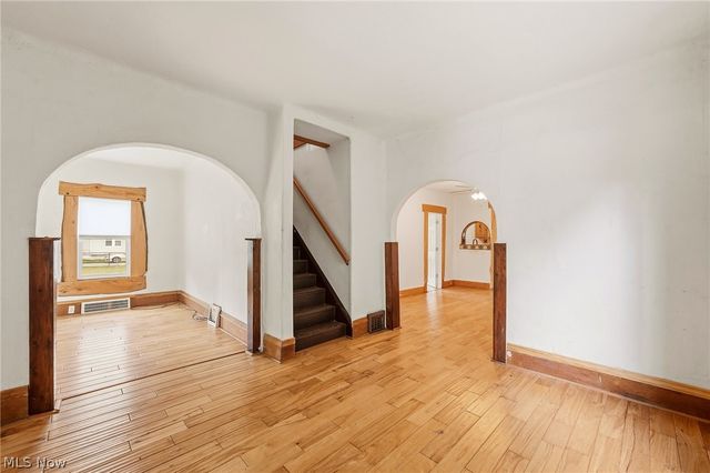 6914 Wakefield Avenue, Cleveland, OH 44102
