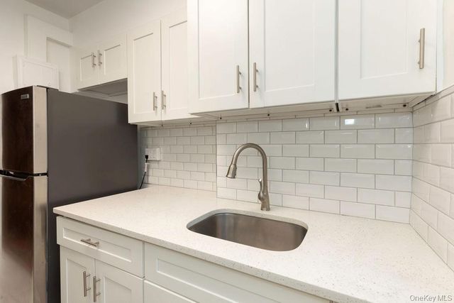 1970 E Tremont Avenue 1C, Bronx, NY 10462