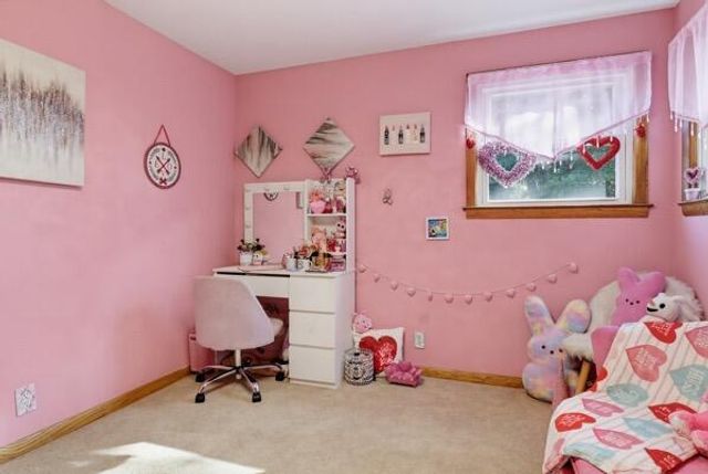 10929 W Harvard LANE, Wauwatosa, WI 53226