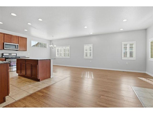 1949 S Flanders Way B, Aurora, CO 80013