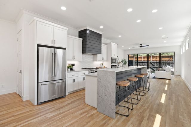 5933 Oram Street, Dallas, TX 75206
