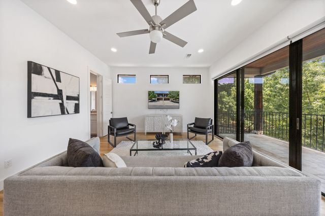 5933 Oram Street, Dallas, TX 75206