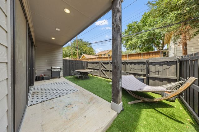 5933 Oram Street, Dallas, TX 75206