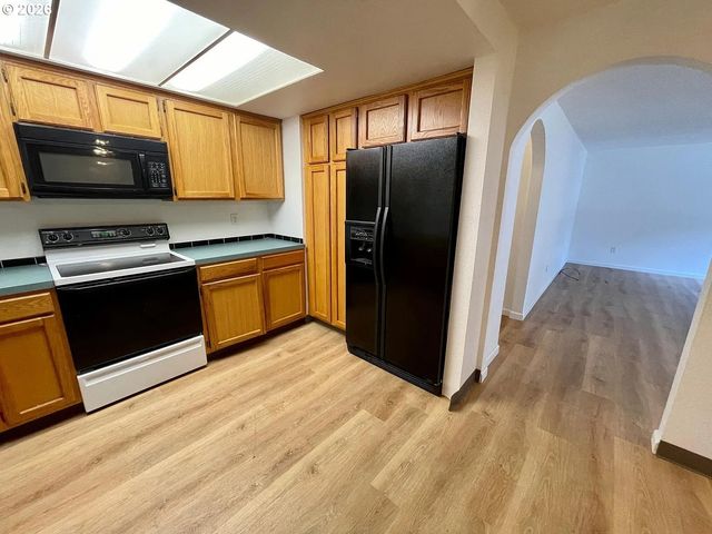 15118 Ne 5TH St, Vancouver, WA 98684