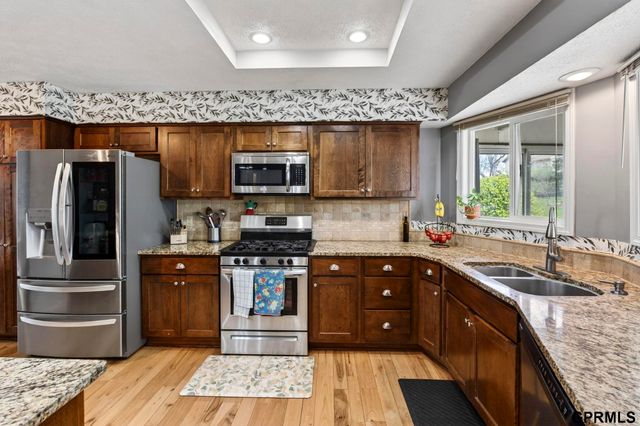 6619 S 109th Street, Omaha, NE 68137