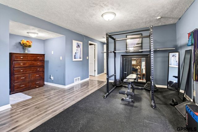6619 S 109th Street, Omaha, NE 68137